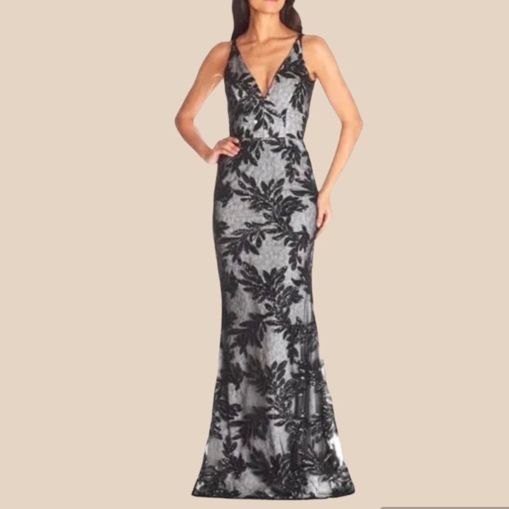 Dress the Population Black Sequined Evening Gown Size Large